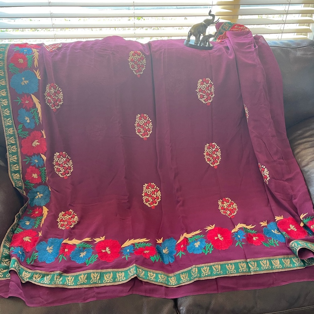 Pure Georgette Embroidered Saree - Picture 2 of 5